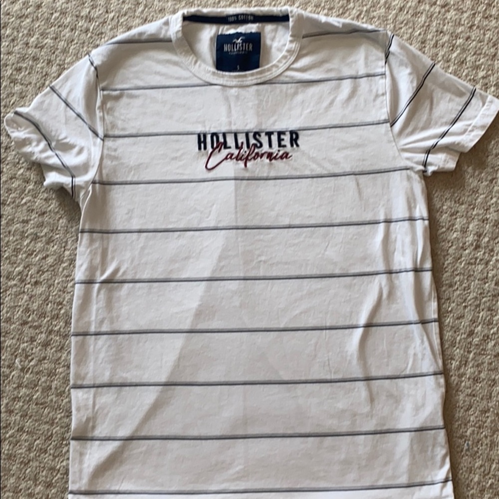 Short sleeved shirt